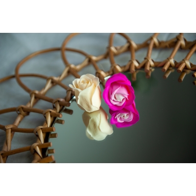 Deco Geur Rozen (4cm) Diverse kleuren (losse verkoop) Deco Geur Rozen (4cm) Diverse kleuren (losse verkoop)